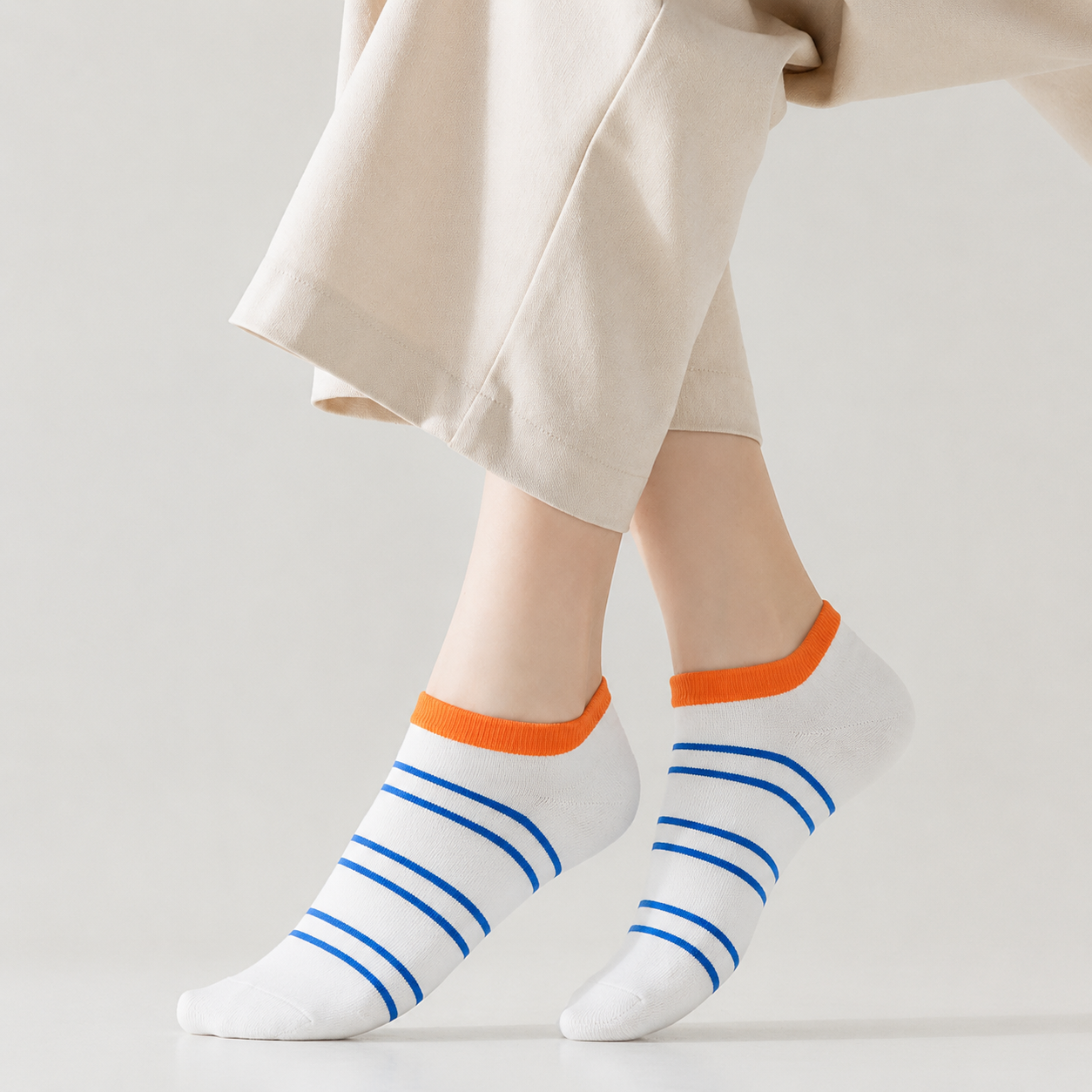 AirLiner Women Socks Edition - WHITE (B)