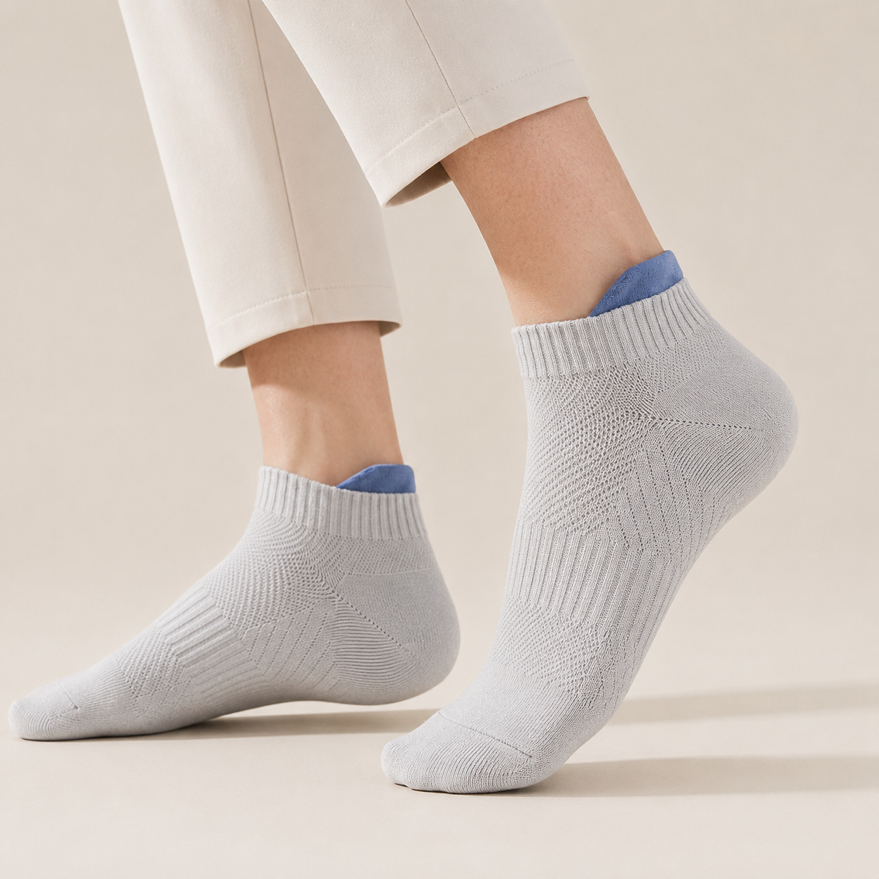 Traditional Comfort Edition Socks - LIGHT GRAY